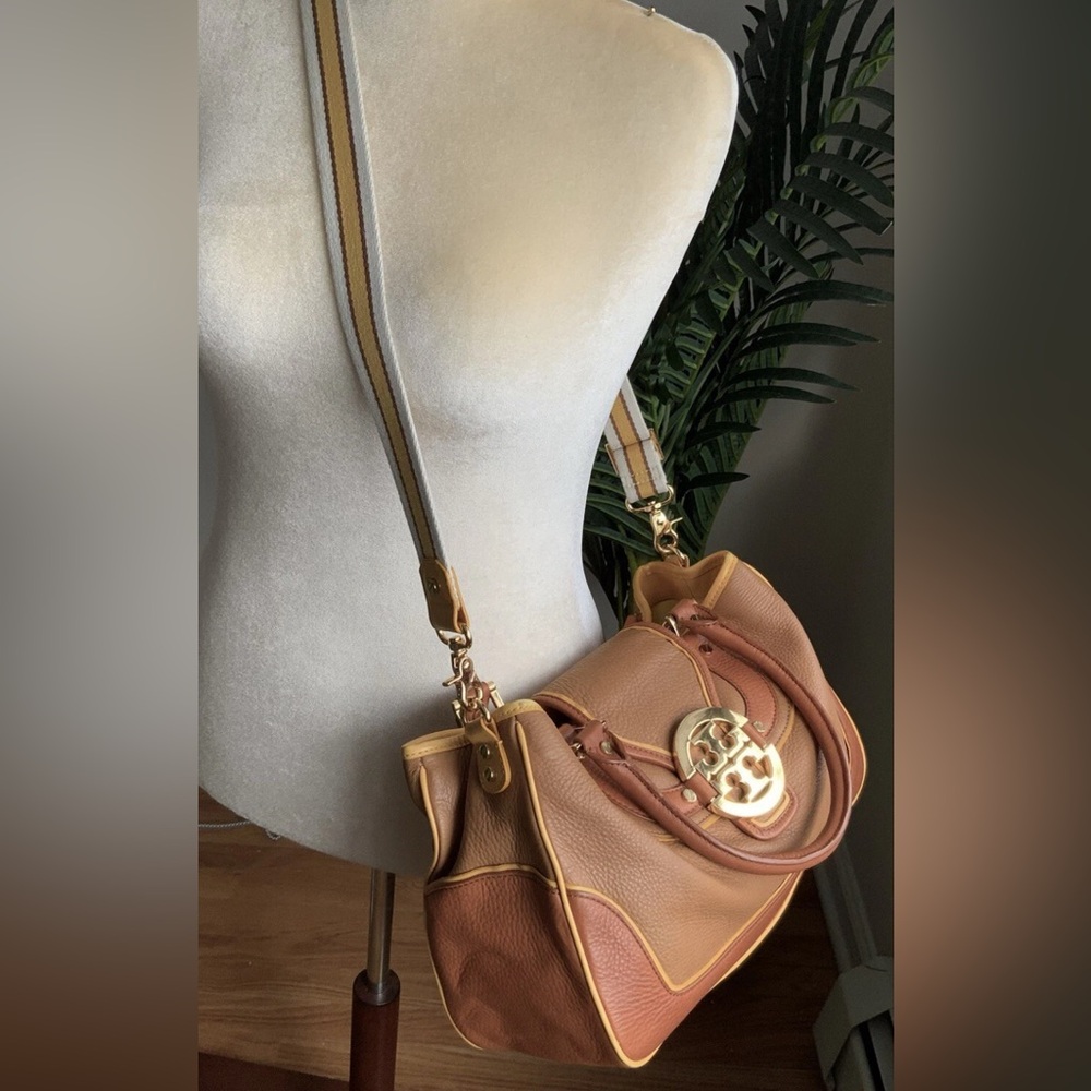 TORY BURCH LRG AMANDA TRI-COLOR TOTE SHOULDER BAG - Picture 15 of 16